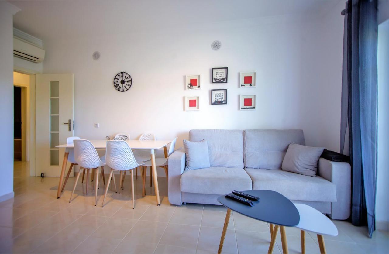 Alfeli-Ap Apartment ออยุส ดิ อากวา ภายนอก รูปภาพ